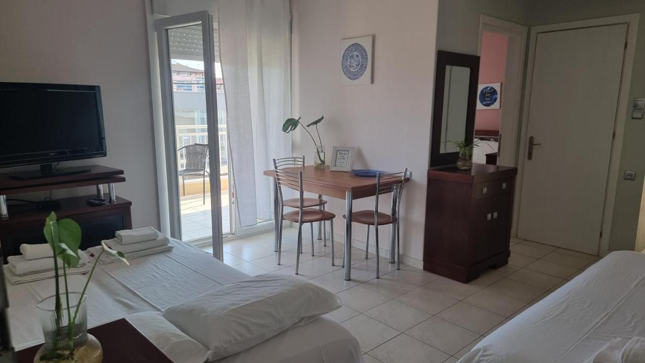 Seaside Luxury Suites By Sarigianni Παραλία Εξωτερικό φωτογραφία